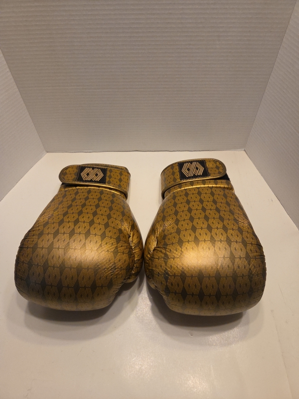 Floyd Mayweather Fitness Boxing Gloves GOLD, Size LG/XL